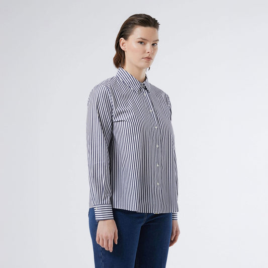 Persona camicia blu SASSARI
