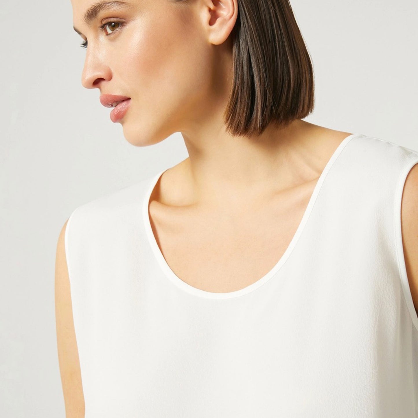 Persona top bianco seta bellezza