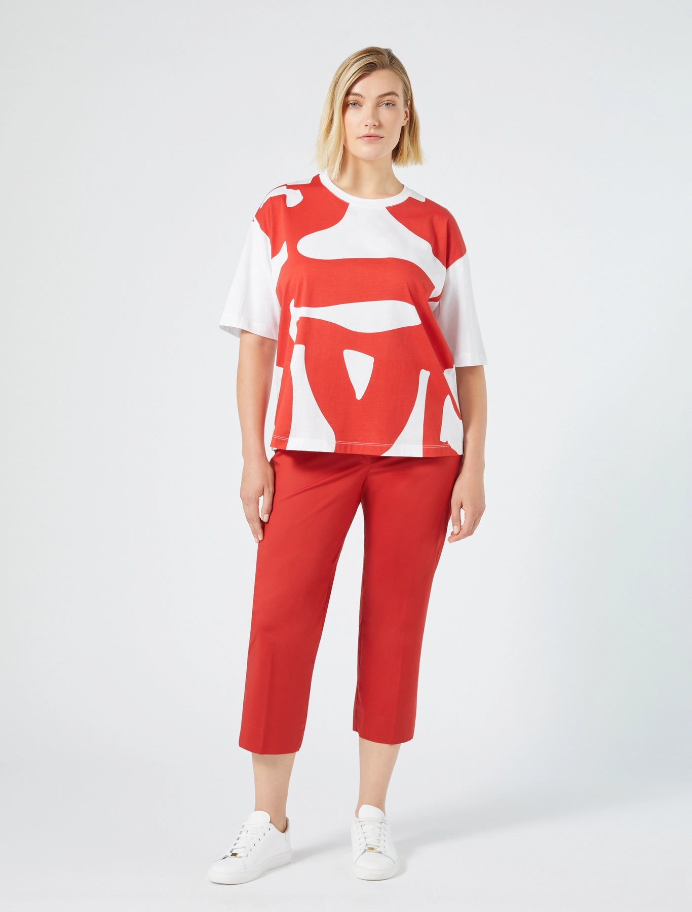 Persona Pantalone rosso panino