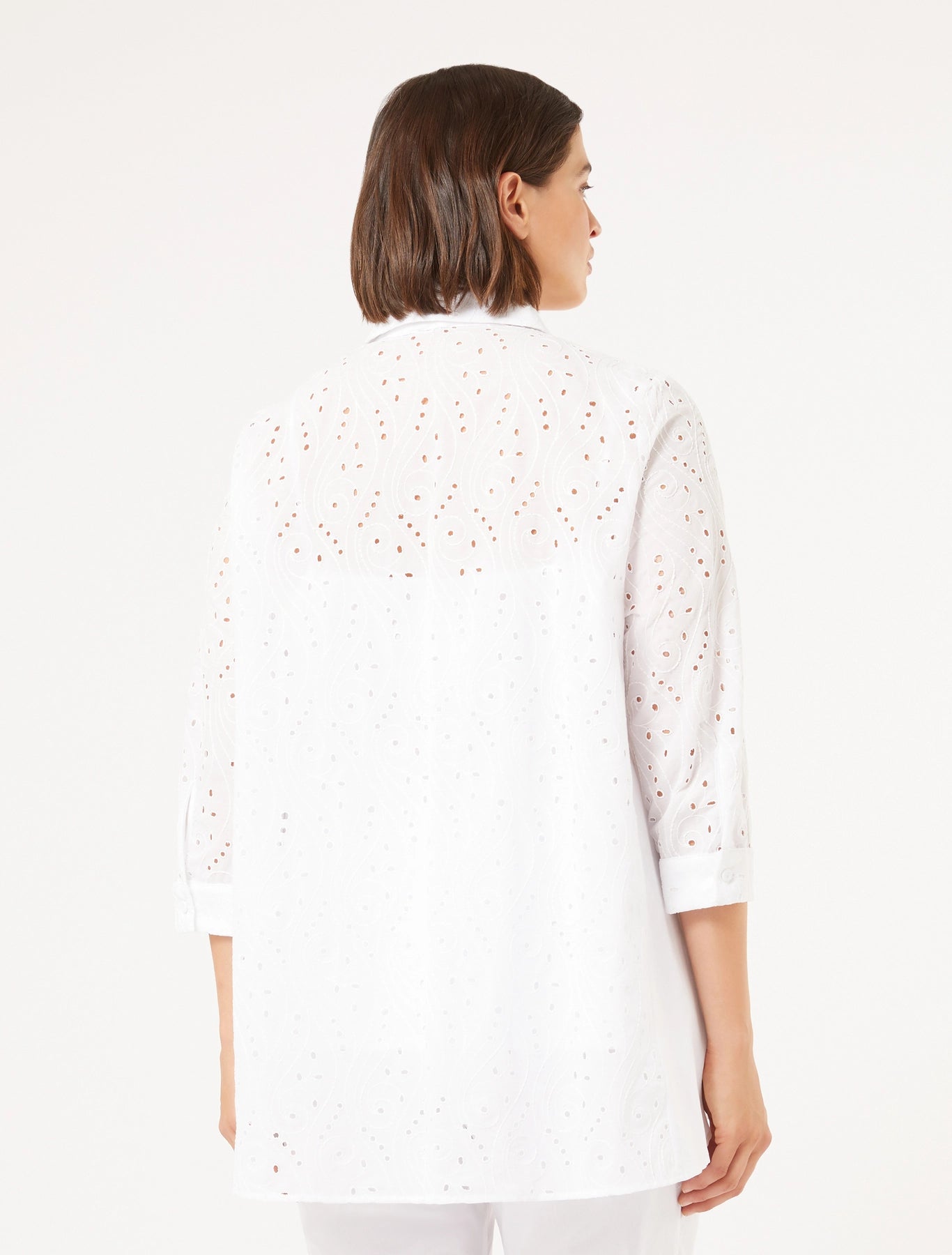 Persona camicia bianco olona