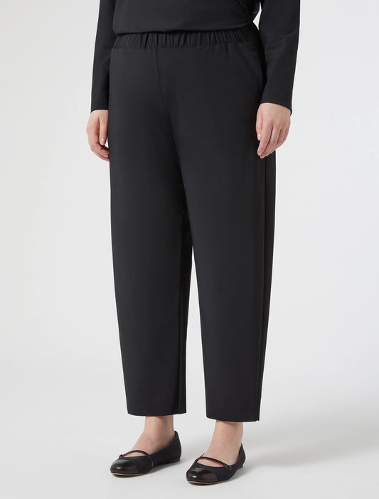 Persona pantalone  nero  sofocle