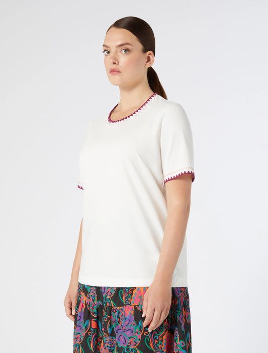T-shirt persona bianco seta ricamo rosso uguale