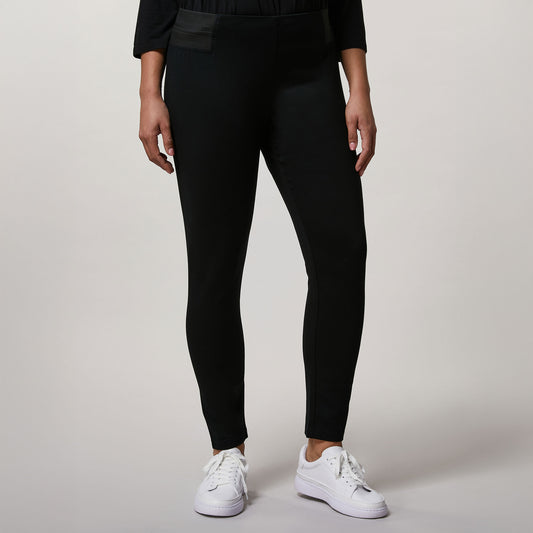 OFELIA Black Person Pants