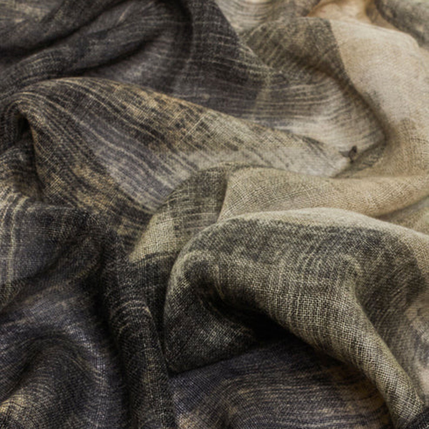 Stola Luisa Viola S186E0-03